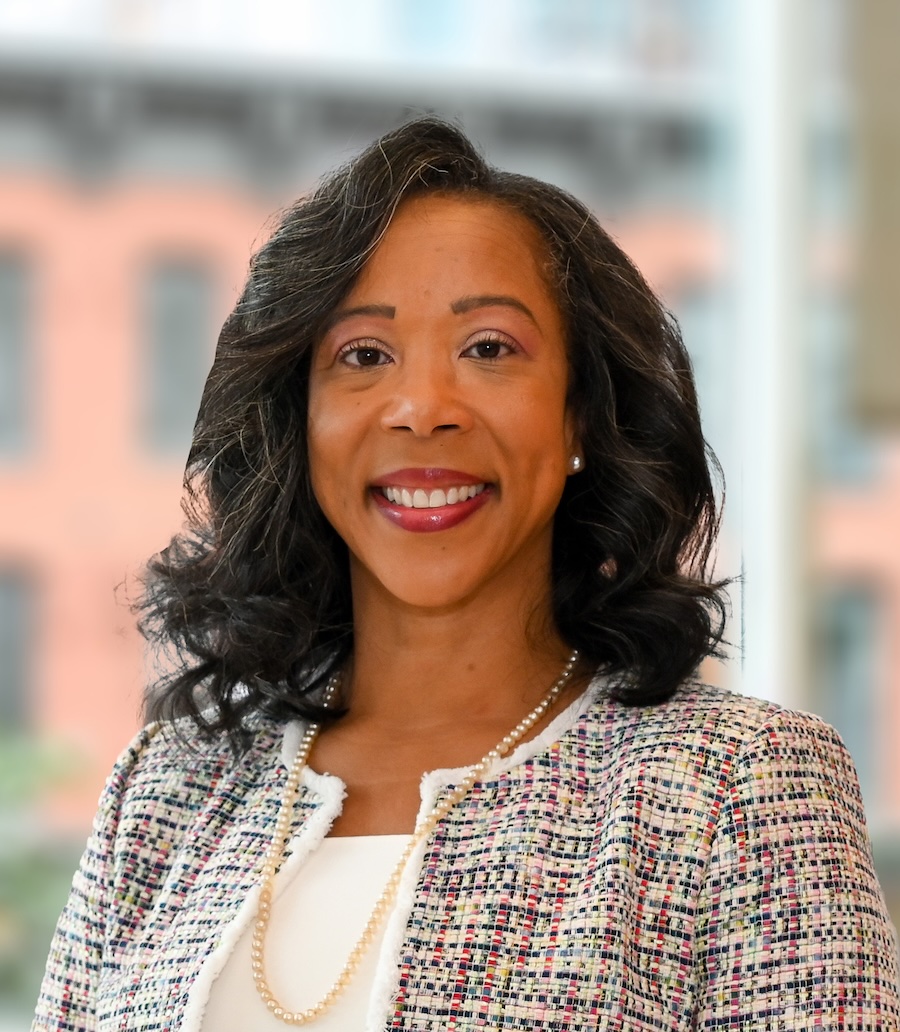 Danielle Turnipseed Headshot_small.jpeg